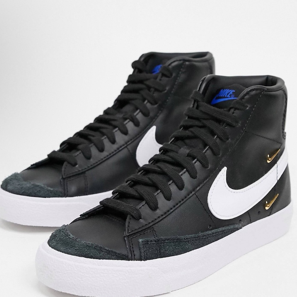 Nike blazer mid ‘77 sneakers with metallic mini swoosh